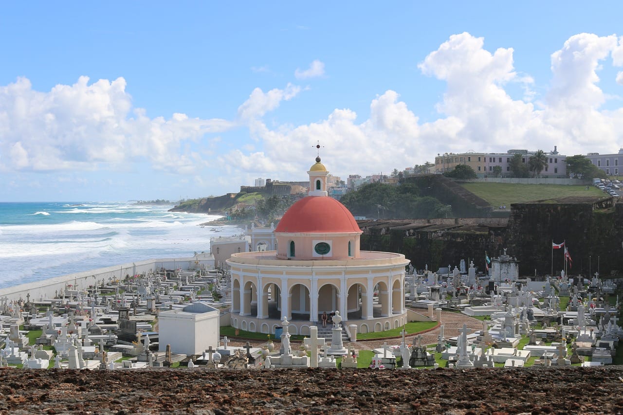 Gross rental yields in Puerto Rico: San Juan, Isla Verde and overall average image